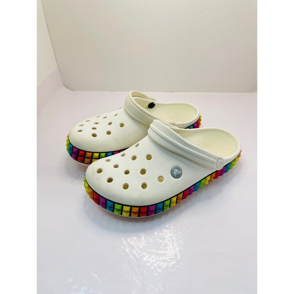 Crocs 3D Shapes Clogs 6M/8W